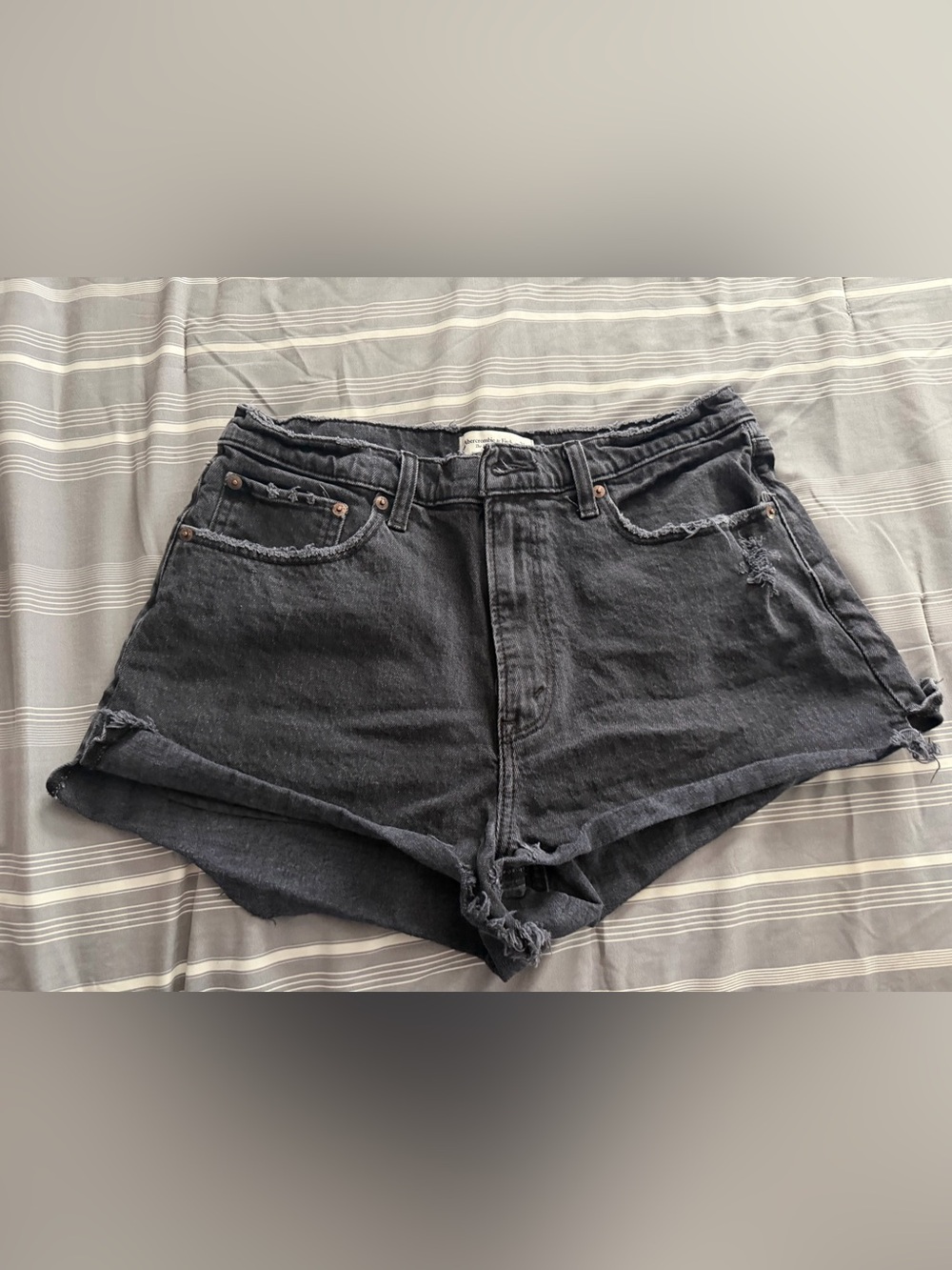 Abercrombie & Fitch Gray High-Rise Curve Love Shorts
